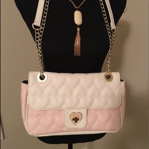 🌸 Betsey Johnson Purse